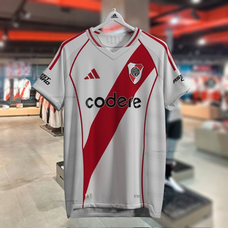 foto de la camiseta del club atletito river plate de argentina